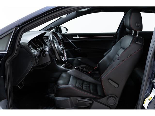 2017 Volkswagen Golf GTI 3-Door Autobahn (Stk: ARUC883B) in Calgary - Image 12 of 24 2017 Volkswagen Golf GTI 3-Door Autobahn (Stk: ARUC883B) in Calgary - Image 12 of 24
