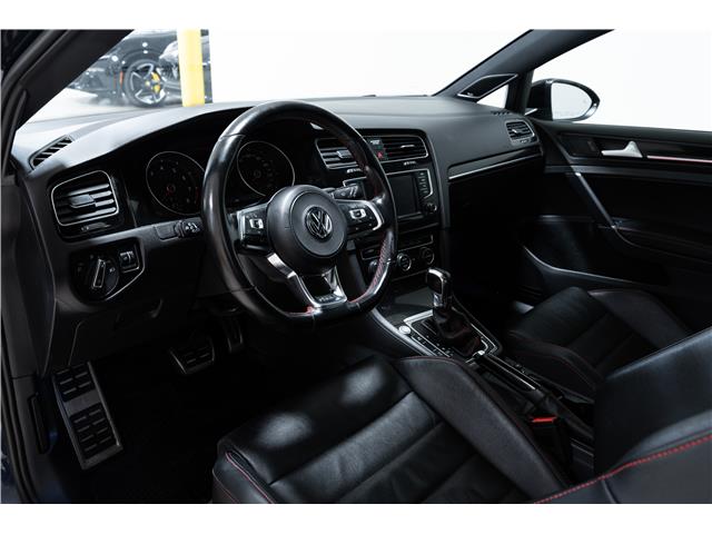 2017 Volkswagen Golf GTI 3-Door Autobahn (Stk: ARUC883B) in Calgary - Image 14 of 24 2017 Volkswagen Golf GTI 3-Door Autobahn (Stk: ARUC883B) in Calgary - Image 14 of 24