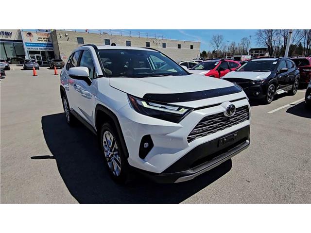 2025 Toyota RAV4 Limited (Stk: 2106131A) in Whitby - Image 2 of 23 2025 Toyota RAV4 Limited (Stk: 2106131A) in Whitby - Image 2 of 23
