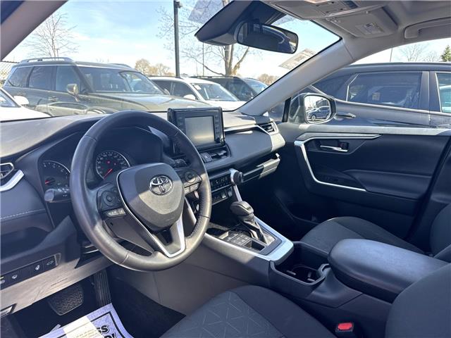 2022 Toyota RAV4 XLE (Stk: 16105446A) in Markham - Image 12 of 28