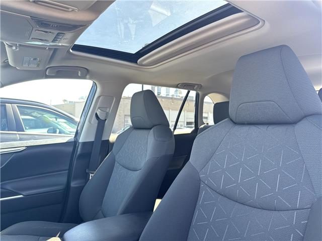 2022 Toyota RAV4 XLE (Stk: 16105446A) in Markham - Image 23 of 28