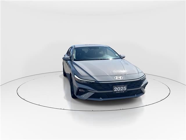 2025 Hyundai Elantra Preferred (Stk: 16U101717) in Markham - Image 2 of 14