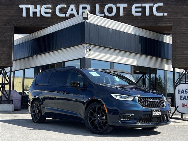 2024 Chrysler Pacifica Limited Blue with 39,377km at $49,494