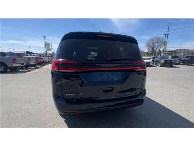 2024 Chrysler Pacifica Limited (Stk: 26134) in Sudbury - Image 3 of 27 2024 Chrysler Pacifica Limited (Stk: 26134) in Sudbury - Image 3 of 27
