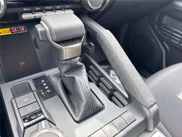 2026 Toyota Tacoma Base (Stk: T121246) in Cranbrook - Image 15 of 19