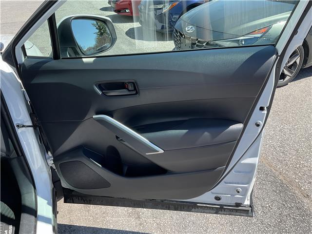 2023 Toyota Corolla Cross LE (Stk: 260486) in Ottawa - Image 13 of 21