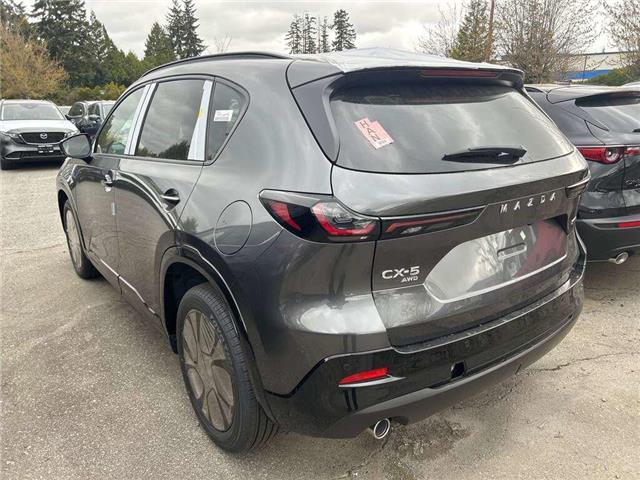 2026 Mazda CX-5 GT (Stk: 118500) in Surrey - Image 3 of 5