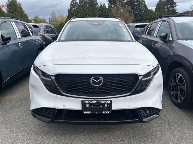 2026 Mazda CX-5 GT (Stk: 124237) in Surrey - Image 2 of 5