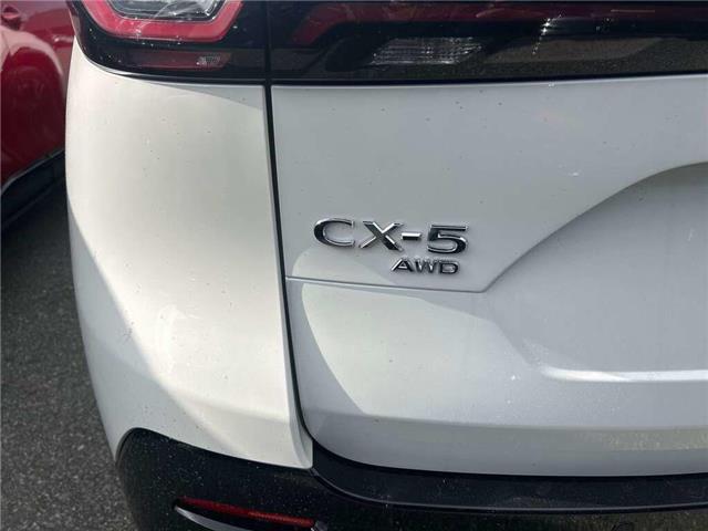 2026 Mazda CX-5 GT (Stk: 124696) in Surrey - Image 4 of 5