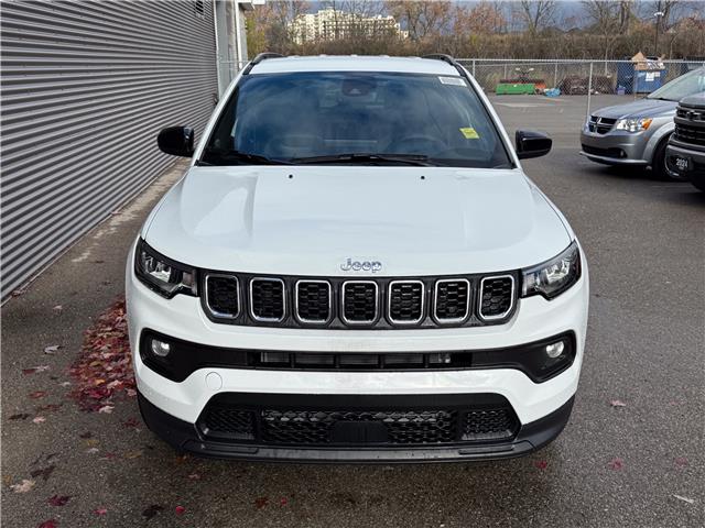 2026 Jeep Compass North (Stk: 26058D) in London - Image 2 of 26