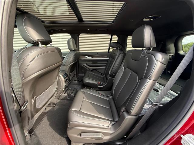 2025 Jeep Grand Cherokee L Limited (Stk: 25499D) in London - Image 11 of 24