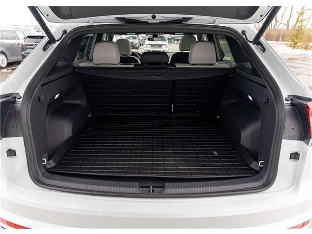 2026 Volkswagen Atlas Cross Sport 2.0 TSI Execline (Stk: TT-396) in Calgary - Image 9 of 31