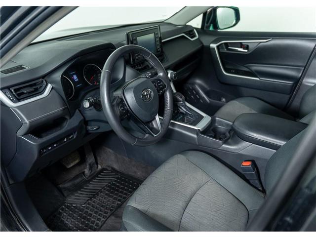 2019 Toyota RAV4 XLE (Stk: TU0272) in Calgary - Image 16 of 31