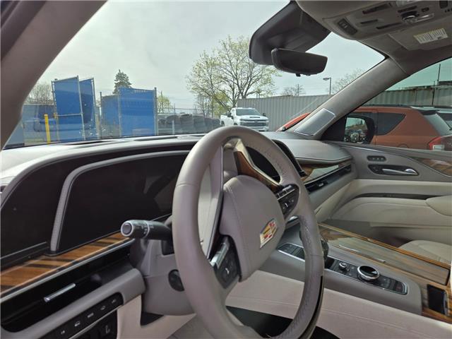 2024 Cadillac Escalade ESV Sport Platinum (Stk: 166192) in London - Image 11 of 13