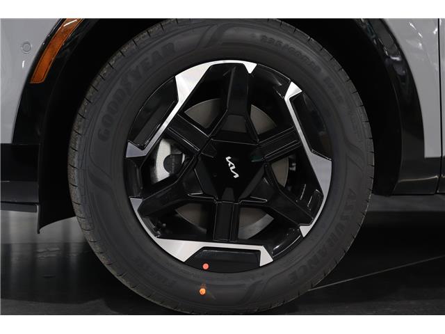 2026 Kia Sportage Hybrid SX w/Black Interior (Stk: 27090) in Edmonton - Image 12 of 32