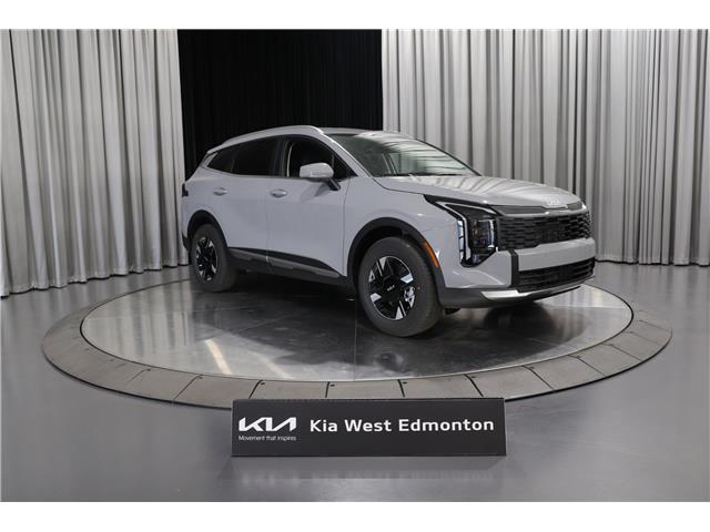 2026 Kia Sportage LX (Stk: 27076) in Edmonton - Image 1 of 23