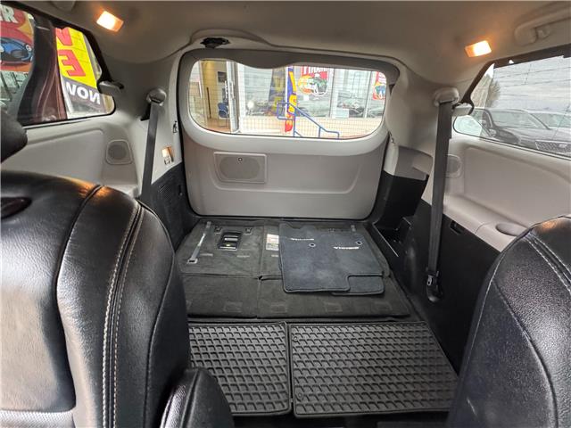 2019 Toyota Sienna SE 7-Passenger (Stk: 26-286-1) in Pembroke - Image 16 of 23