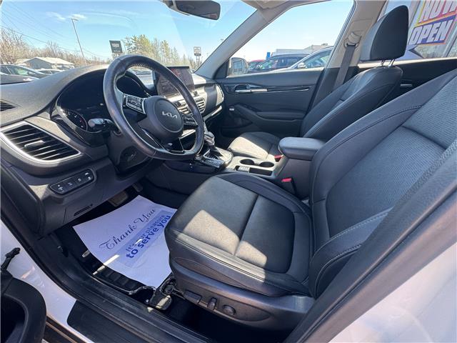 2022 Kia Seltos SX Turbo w/Black Interior (Stk: 26-247-1) in Pembroke - Image 11 of 25