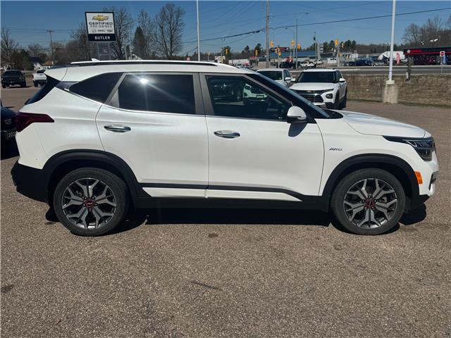 2022 Kia Seltos SX Turbo w/Black Interior (Stk: 26-247-1) in Pembroke - Image 7 of 25