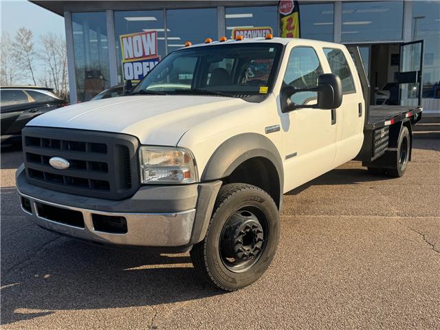 2005 Ford F-450 Chassis XL (Stk: 24-404-1B) in Pembroke - Image 1 of 16