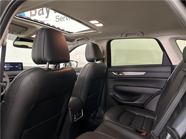 2025 Mazda CX-5 GT (Stk: 43935J) in Belleville - Image 8 of 33