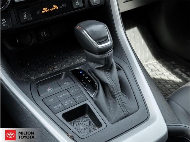 2025 Toyota RAV4 XLE (Stk: 554974) in Milton - Image 17 of 25