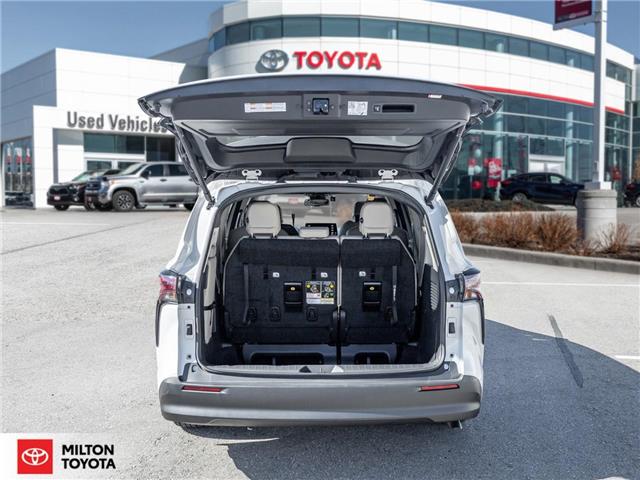 2024 Toyota Sienna XLE 8-Passenger (Stk: 197096) in Milton - Image 7 of 25