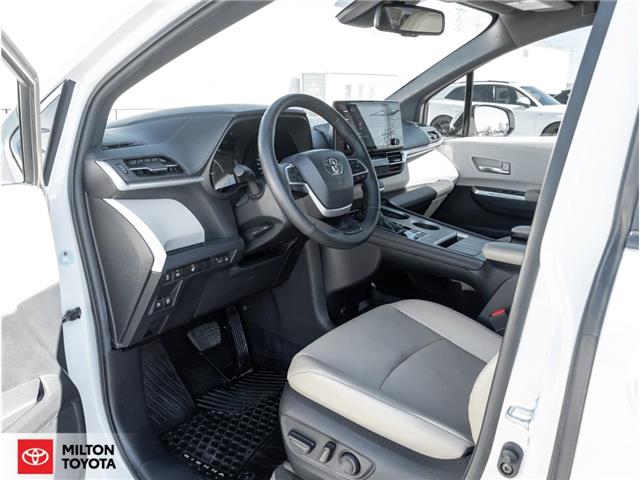 2024 Toyota Sienna XLE 8-Passenger (Stk: 197096) in Milton - Image 8 of 25