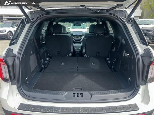 2026 Ford Explorer ST (Stk: 26EX1941) in North Vancouver - Image 9 of 21