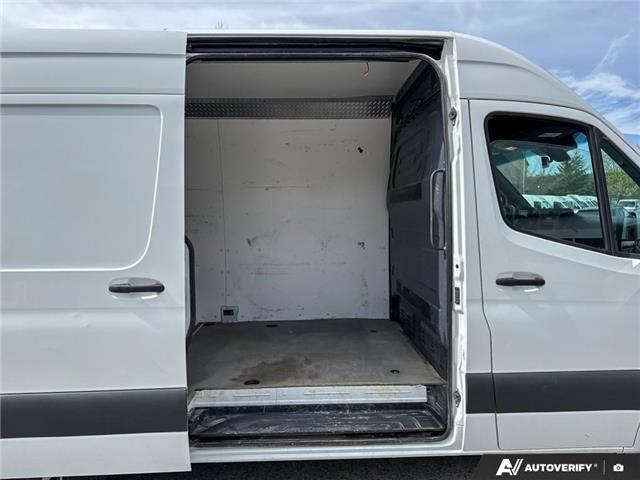 2020 Mercedes-Benz Sprinter 2500  (Stk: L3187) in London - Image 13 of 25
