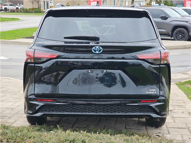 2022 Toyota Sienna XSE 7-Passenger (Stk: 26200A) in Bowmanville - Image 7 of 30