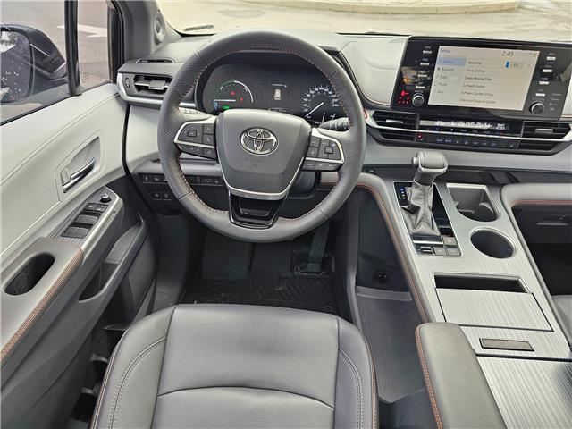 2022 Toyota Sienna XSE 7-Passenger (Stk: 26200A) in Bowmanville - Image 18 of 30