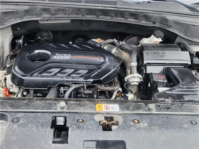 2017 Hyundai Santa Fe Sport 2.0T Limited in Ottawa - Image 7 of 9
