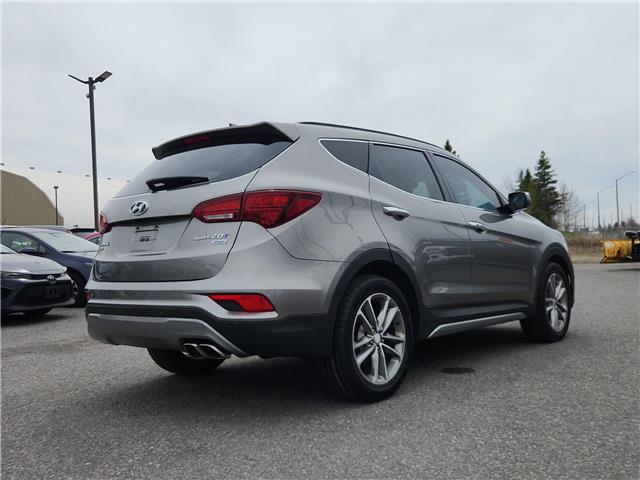 2017 Hyundai Santa Fe Sport 2.0T Limited in Ottawa - Image 9 of 9