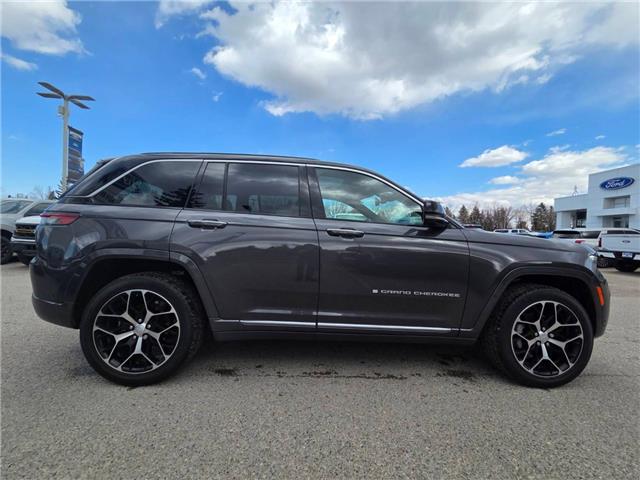 2025 Jeep Grand Cherokee Summit (Stk: TA-422A) in Calgary - Image 3 of 15 2025 Jeep Grand Cherokee Summit (Stk: TA-422A) in Calgary - Image 3 of 15