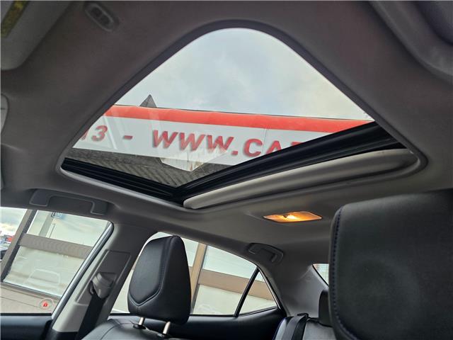 2018 Toyota Corolla SE (Stk: 2604176) in Waterloo - Image 13 of 23