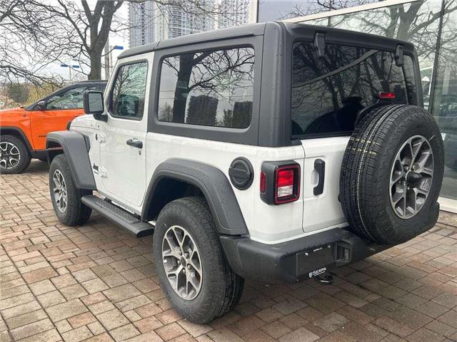 2026 Jeep Wrangler Sport (Stk: 26-0038) in Toronto - Image 4 of 17