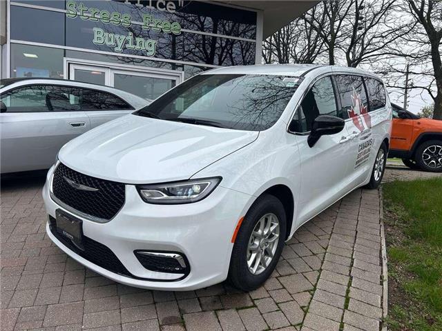 2026 Chrysler Pacifica Select (Stk: 26-0021) in Toronto - Image 1 of 16