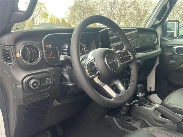 2026 Jeep Wrangler Sahara (Stk: 26-0062) in Toronto - Image 8 of 17