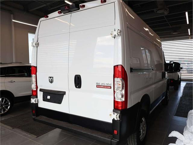2020 RAM ProMaster 2500 High Roof (Stk: A20933) in Calgary - Image 7 of 14