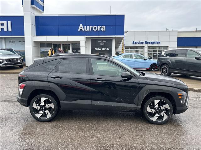 2025 Hyundai Kona 1.6T Preferred Sport (Stk: 261115) in Aurora - Image 2 of 19 2025 Hyundai Kona 1.6T Preferred Sport (Stk: 261115) in Aurora - Image 2 of 19