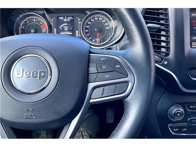 2019 Jeep Cherokee Sport (Stk: 18577U) in Calgary - Image 20 of 30