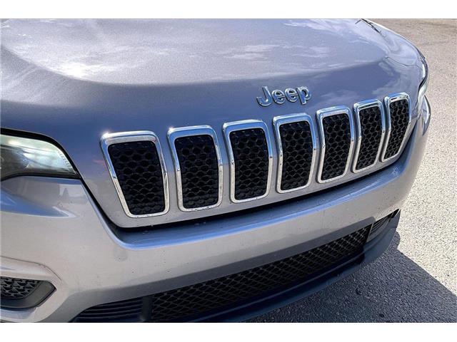 2019 Jeep Cherokee Sport (Stk: 18577U) in Calgary - Image 25 of 30