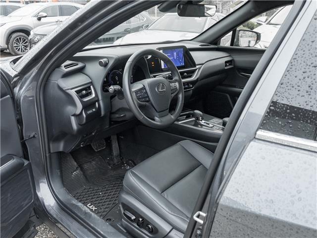 2025 Lexus UX 300h  (Stk: 15U3584) in Richmond Hill - Image 9 of 26