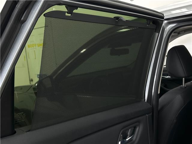 2024 Nissan Rogue SV Moonroof (Stk: 43932J) in Belleville - Image 9 of 31