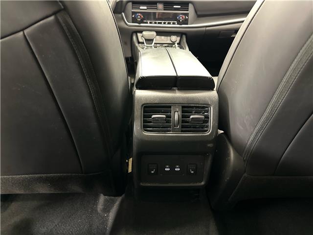 2024 Nissan Rogue SV Moonroof (Stk: 43932J) in Belleville - Image 10 of 31