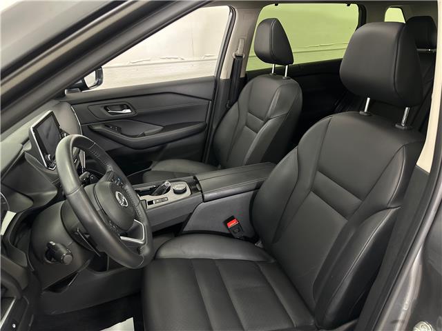 2024 Nissan Rogue SV Moonroof (Stk: 43932J) in Belleville - Image 13 of 31