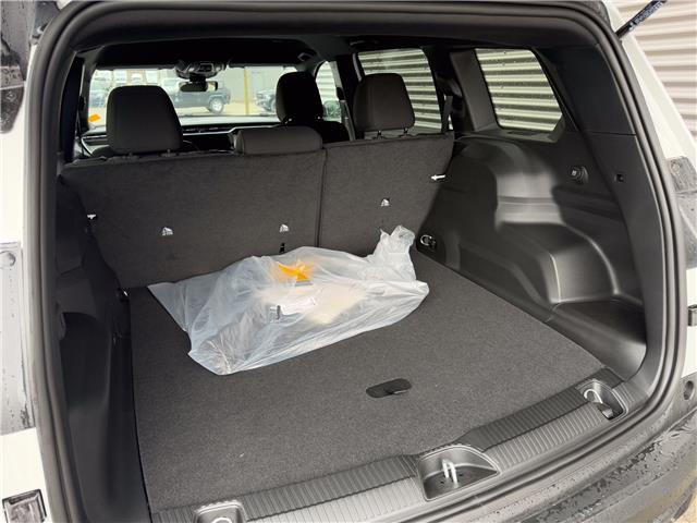 2026 Jeep Cherokee Laredo/Limited (Stk: 26226D) in London - Image 7 of 24