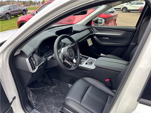 2026 Mazda CX-70 MHEV GT (Stk: 226-32) in Pembroke - Image 6 of 6