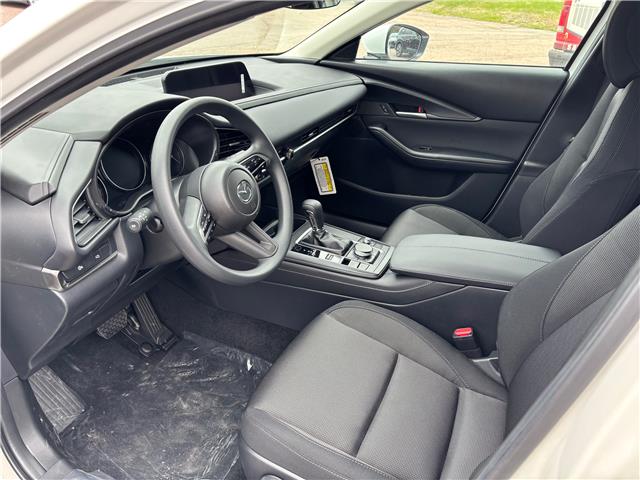 2026 Mazda CX-30 GX (Stk: 226-37) in Pembroke - Image 6 of 6
